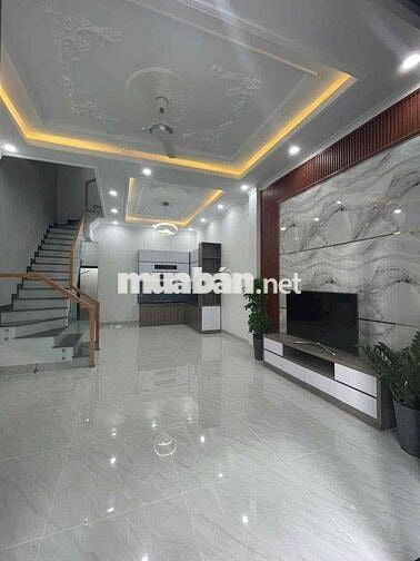 nhà 2lầu 1trệt sổ riêng hoàn công giá rẻ phường hoá an