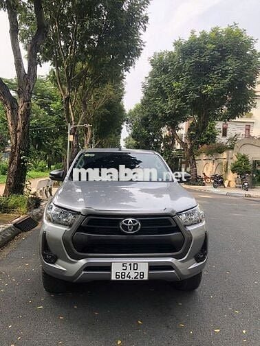 TOYOTA HILUX 4x2 MT – SẢN XUẤT 2021
