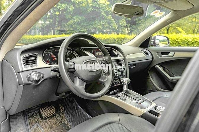 Bán lại siêu phẩm Sedan Audi A4 FL model 2015