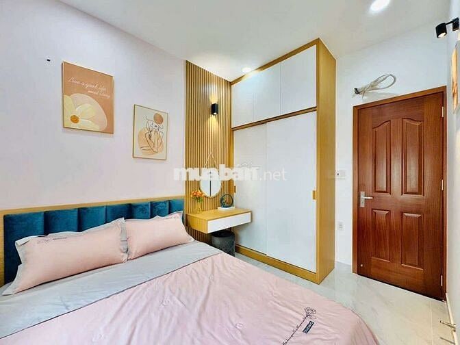 Nhà Mới, Hẻm Xe Hơi, 2 Lầu, 3PN, Đường Nguyên Hồng, Q. Gò Vấp