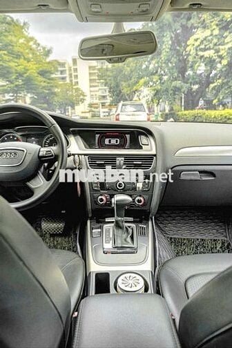 Bán lại siêu phẩm Sedan Audi A4 FL model 2015