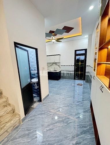 nhà bán căn nhà 4,7x14 gồm 1 trệt 2 lầu 4 phòng thị trấn cần giuộc