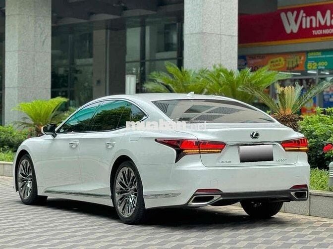 Cần Bán chiếc Lexus LS500 sx2023 like new