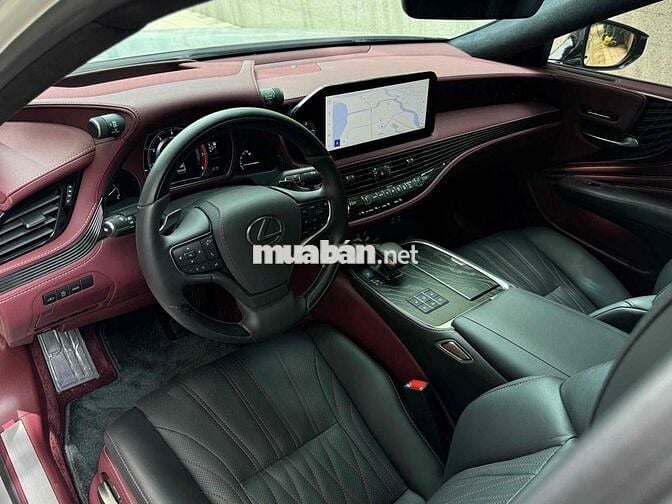 Cần Bán chiếc Lexus LS500 sx2023 like new