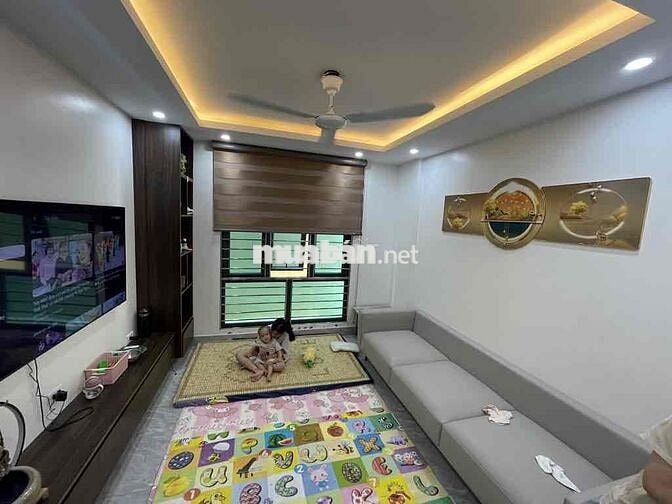 Nhà Thượng Cát Từ Liêm - 5 tầng - 33m2 - gần ô tô - dân xây