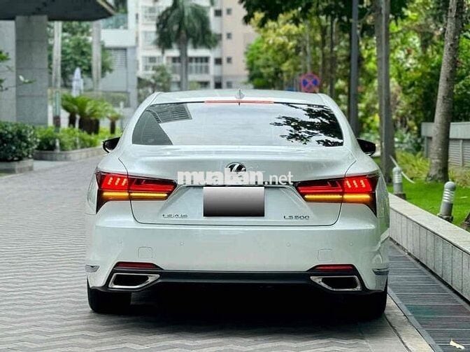 Cần Bán chiếc Lexus LS500 sx2023 like new