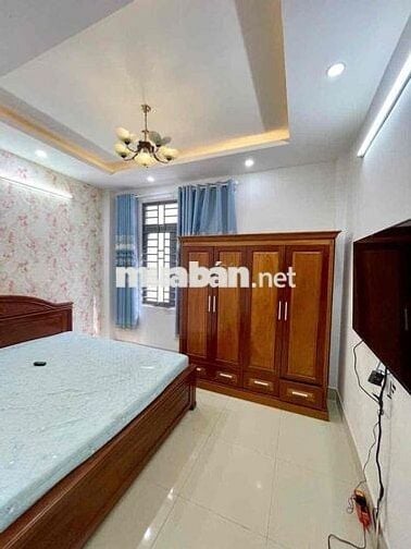 nhà 4p ngủ đầy đủ nội thất,cách ngã 6 An Phú 1,5km đường 12m đậu ô tô