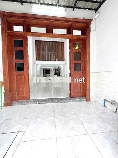 Nhà Đẹp 4x16m Lửng + 2Lầu ST (4PN 3WC) Hẻm 5m Thông. Gần Chợ Bình Long
