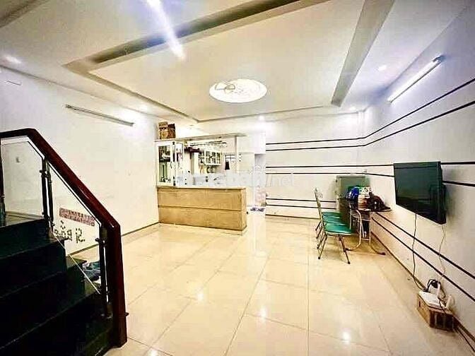 NHÀ ĐẸP 2 TẦNG - HOÀ XUÂN - GIÁ CHỈ CÒN 4,89 TỶ