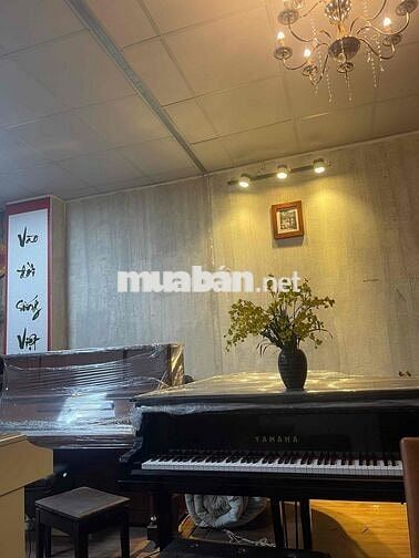 cho thuê tầng 1 75m2 mặt tiền 7,5m .oto để được 4 chiếc free.