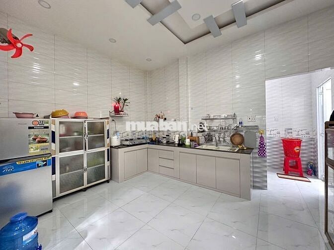 Nhà Phường Trung An cách ĐH95 - Nguyễn Công Bình chỉ vài bước chân