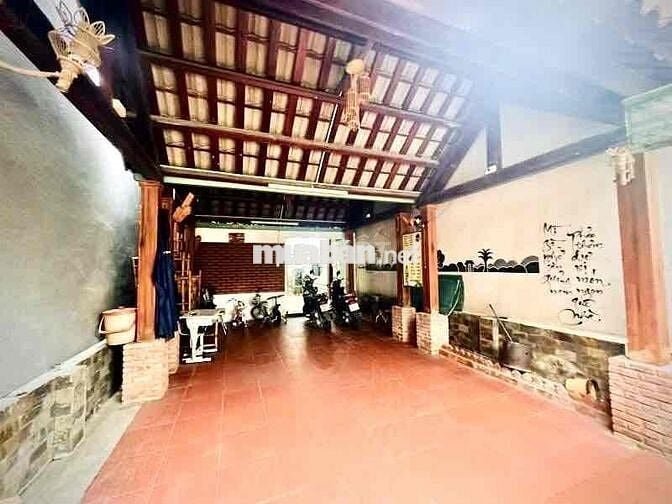 NHÀ ĐẸP 2 TẦNG - HOÀ XUÂN - GIÁ CHỈ CÒN 4,89 TỶ
