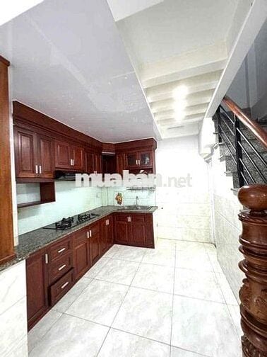 Nhà Đẹp 4x16m Lửng + 2Lầu ST (4PN 3WC) Hẻm 5m Thông. Gần Chợ Bình Long