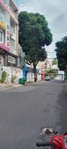 Bán nhà Cộng Hoà, Etown 6x15m, hẻm 12m, cách mặt tiền 30m