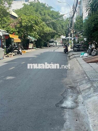 Nhà cấp 4 đường số 33 phường 10 quận 6
