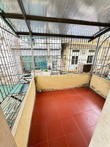 Cho thuê căn hộ tập thể phố Đào Tấn quận Ba Đình