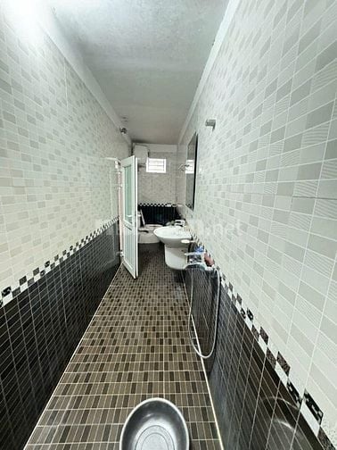 Cho thuê căn hộ tập thể phố Đào Tấn quận Ba Đình
