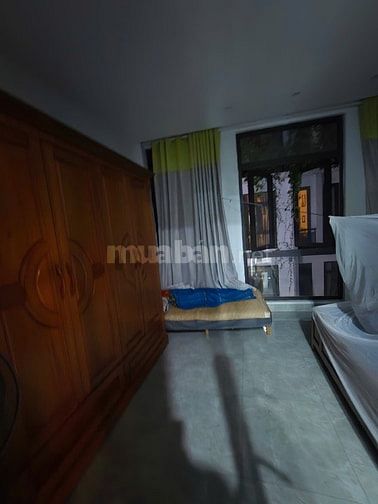 TÔI CC BÁN NHÀ PHÂN LÔ, KINHDOANH ĐỈNH NGAY GẦN METTRO HÀ ĐÔNG