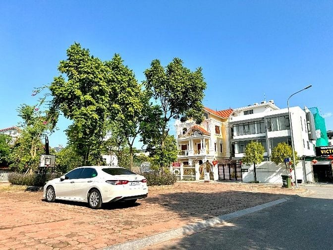 Đất Tái định cư 7.2ha Trâu quỳ, Vỉa hè oto tránh dt 80m2 mt 5.3m Đất Tái định cư 7.2ha Trâu quỳ, Vỉa hè oto tránh dt 80m2 mt 5.3m