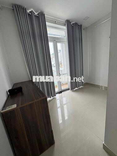 cho nữ sinh viên hoặc nhân viên văn phòng