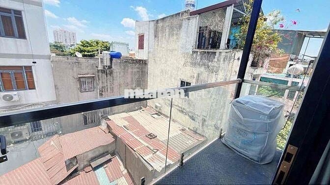 Cho Thuê căn Hộ Ngay Vòng Xoay Lăng Cha Cả -Sân Bay