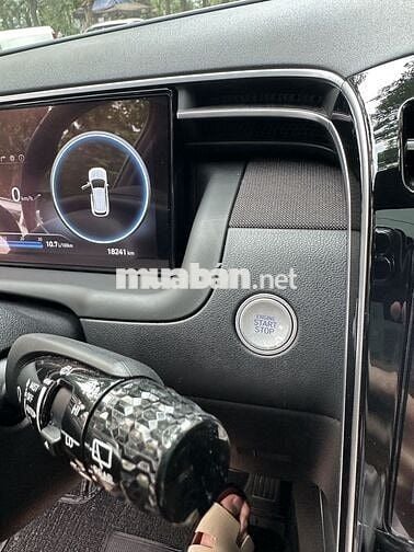 Hyundai Tucson 2023 1.6 AT Turbo - 18000 km