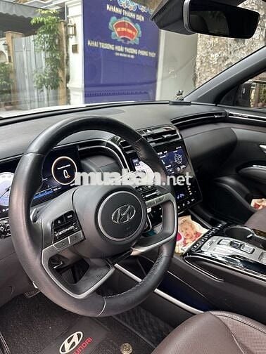 Hyundai Tucson 2023 1.6 AT Turbo - 18000 km