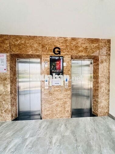 200M2 SÀN VP TẠI CMT8 P.10 Q3 , NGAY NGÃ 3 TÔ HIẾN THÀNH , TÒA NHÀ MỚI