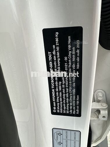 Hyundai Tucson 2023 1.6 AT Turbo - 18000 km