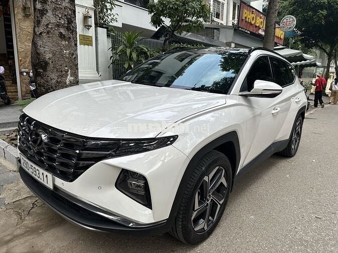 Hyundai Tucson 2023 1.6 AT Turbo - 18000 km