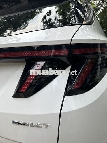 Hyundai Tucson 2023 1.6 AT Turbo - 18000 km
