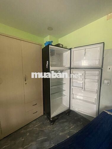 CHO THUÊ PHÒNG CÓ MÁY LẠNH CỬA SỔ NGAY TRUNG TÂM QUẬN 10