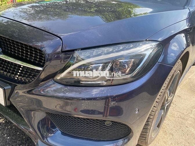 Mercedes Benz C Class 2016 C300 AMG - 90000 km