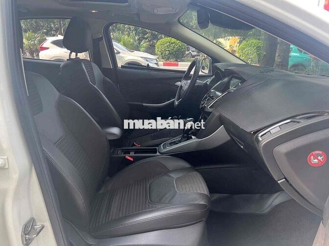 Ford Focus 2018 1.5L Ecoboost Sport - 110000 km