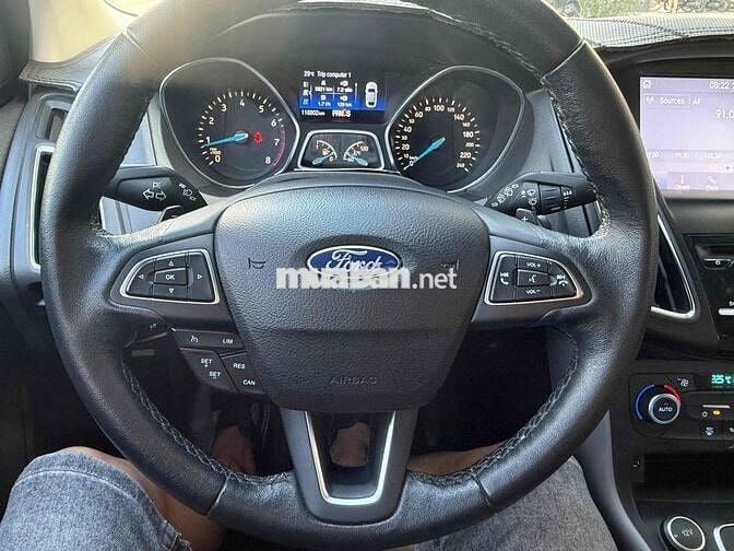 Ford Focus 2018 1.5L Ecoboost Sport - 110000 km