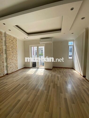 CHO THUÊ NHÀ SIÊU PHẨM - CHỈ 1 CĂN *** - THĂNG LONG - GIÁ THUÊ 2X