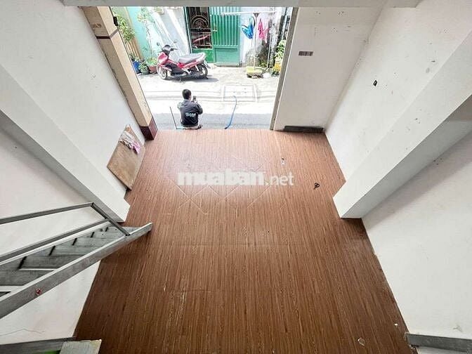 Chủ cho thuê mb kiot kinh doanh có chỗ ở lại