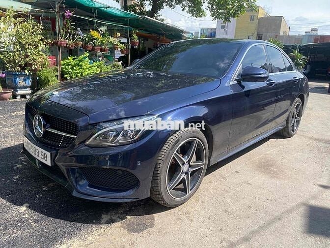 Mercedes Benz C Class 2016 C300 AMG - 90000 km
