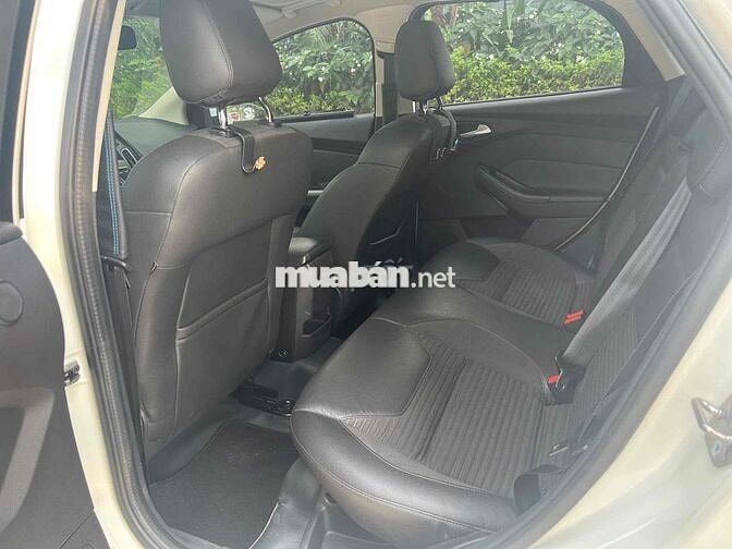 Ford Focus 2018 1.5L Ecoboost Sport - 110000 km