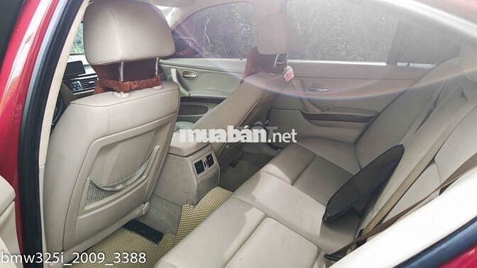 BMW 325i 2009 gia đình