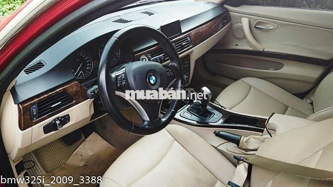 BMW 325i 2009 gia đình