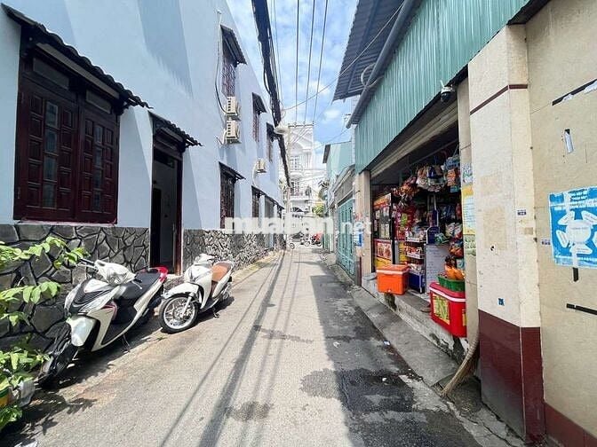 Chủ cho thuê mb kiot kinh doanh có chỗ ở lại