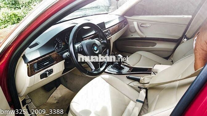 BMW 325i 2009 gia đình