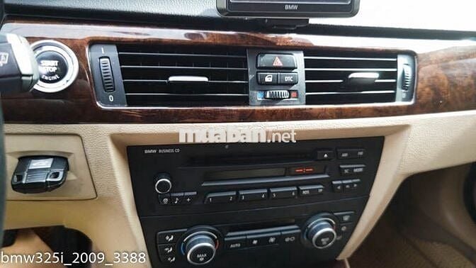 BMW 325i 2009 gia đình