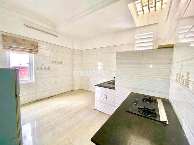 🔥1 phòng ngủ ban công tách bếp TRẦN NHÂN TÔN, Q10 view sịn giá 6tr7