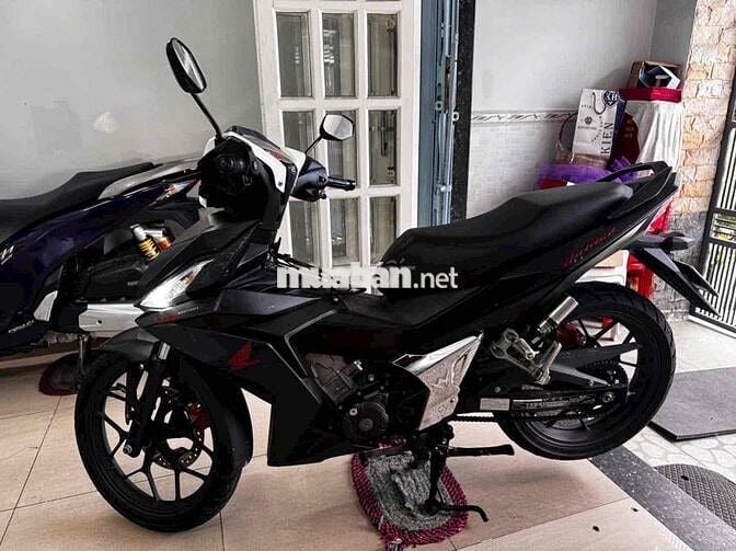 cần bán xe winer ko trầy xướt quận 6