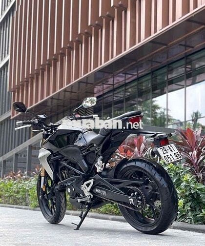 Honda CB 300R 2022
