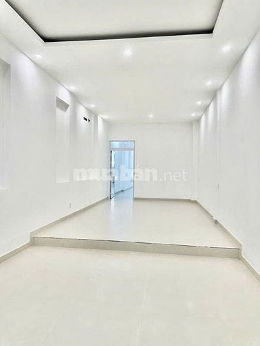 Cho thuê nhà mặt tiền đường 281 Lý Thường Kiệt, P.15, Q.11 giá 27tr