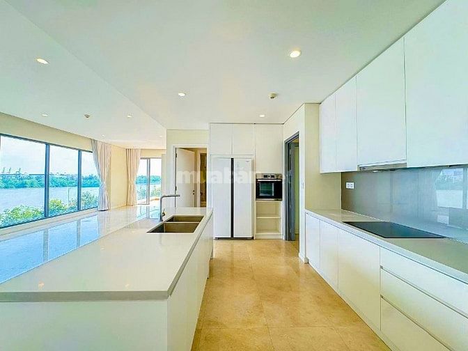 Bán Căn hộ Sân vườn tại Diamond Island view sông gồm 4 phòng ngủ 233m2