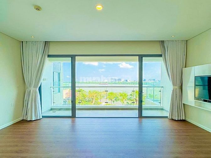 Bán Căn hộ Sân vườn tại Diamond Island view sông gồm 4 phòng ngủ 233m2